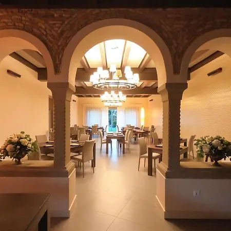 Boutique Les Clarisses 4* Vic